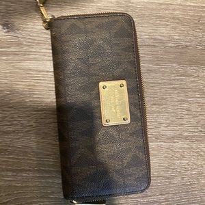 Michael Kors wallet